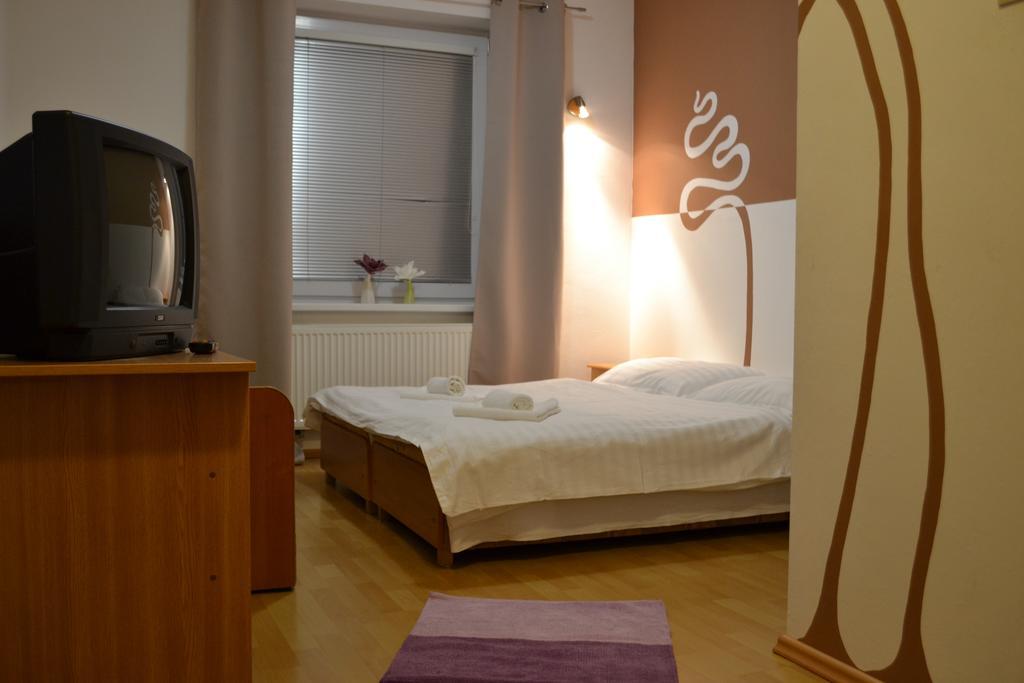 Privat Julia Hotel Vrbov Værelse billede